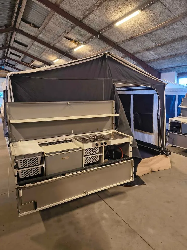 Combi - Camp Venezia (m Country telt